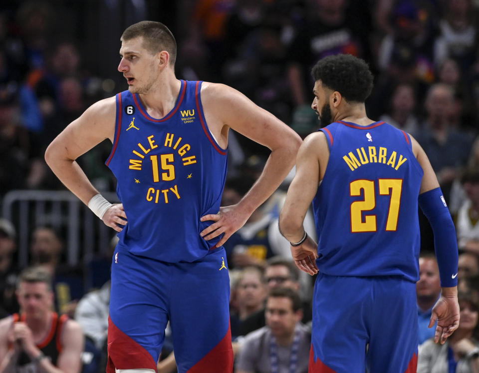 Nikola Jokic（圖左）與Jamal Murray。（Photo by AAron Ontiveroz/MediaNews Group/The Denver Post via Getty Images）