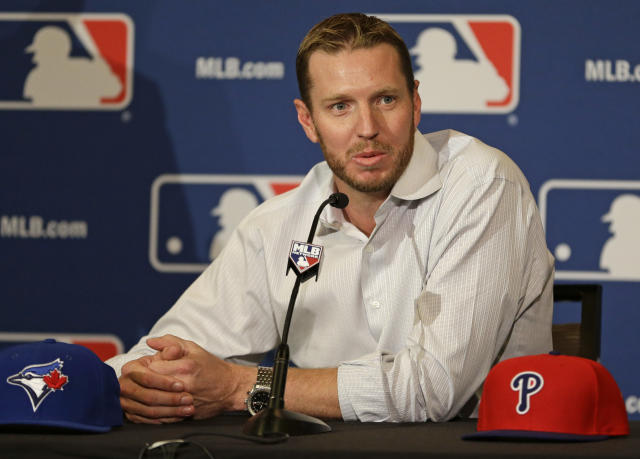 Blue Jays great Roy Halladay killed in plane crash