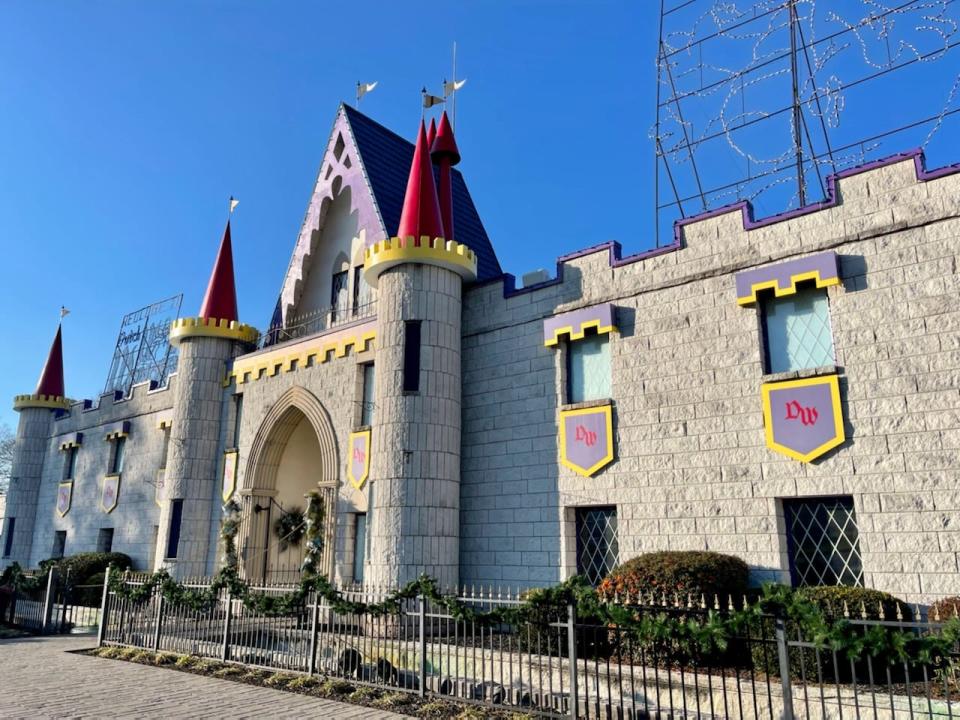 Dutch Wonderland amusement park exterior stone building