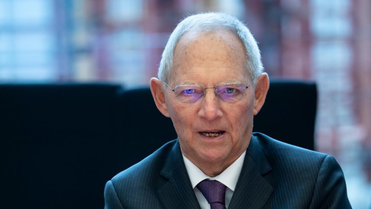 CDU-Politiker Wolfgang Schäuble: «Wir müssen jetzt über die inhaltliche Positionierung der CDU sprechen (...) und erst danach die Personalfrage klären.»