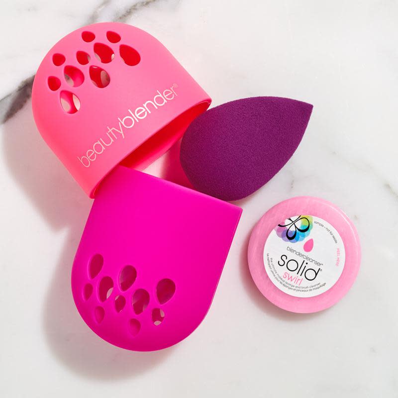 Keep your Beauty Blender pristine and your makeup bag un-schmutzed with this handy carrying case. (Photo: HSN)