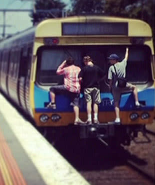 <p>Melbourne train surfers risking lives</p>