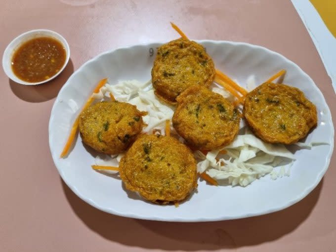 toa payoh lorong 8 - thai fishcake