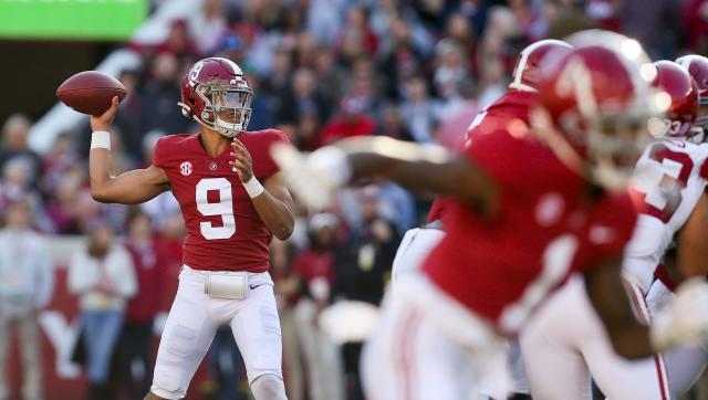 Bryce Young Breaks Alabama Single-Season Passing Yards Record