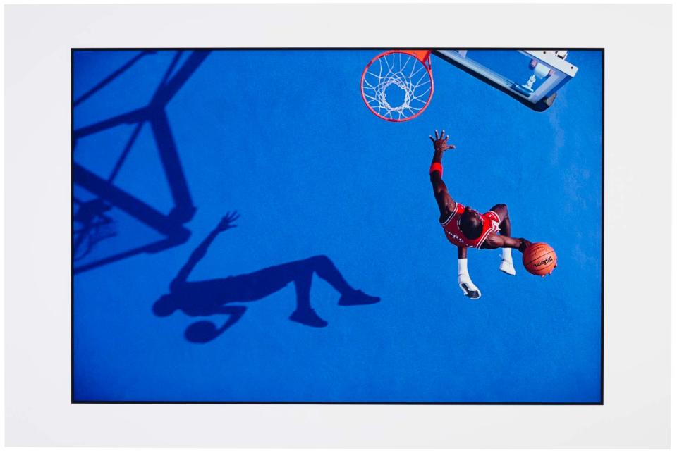 Walter Iooss Jr., Michael Jordan, Blue Dunk, Lisle, IL, 1987