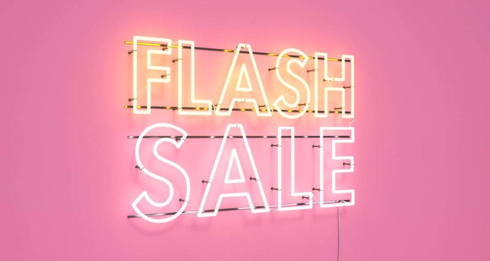 Im Flash Sale von Mytheresa gibt es noch einmal 30% auf bereits reduzierte Ware. (Bild: Mytheresa.com)