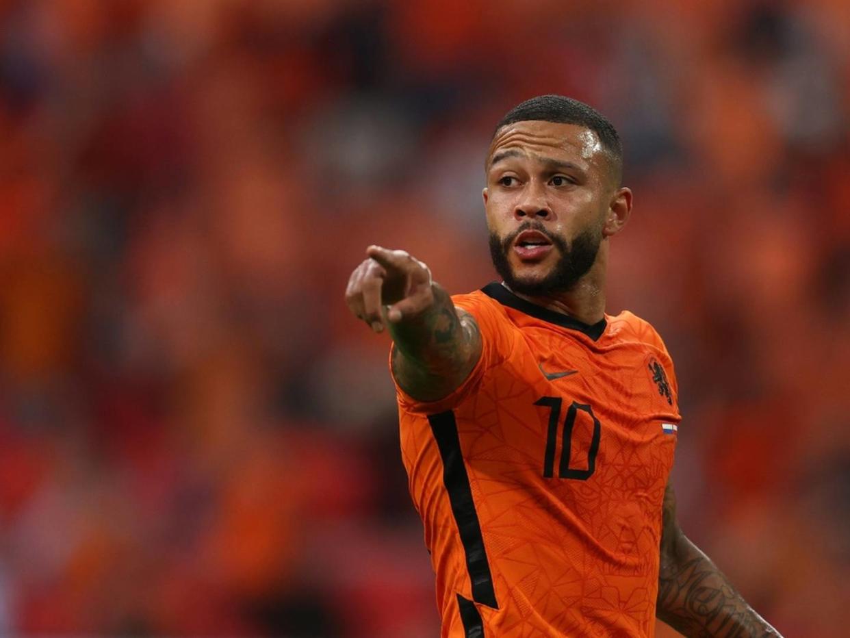 Barcelona verpflichtet Stürmerstar Depay aus Lyon