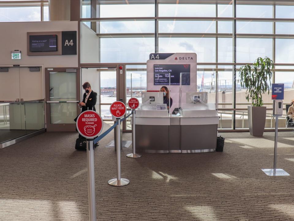 Flying on Delta Air Lines during pandemic