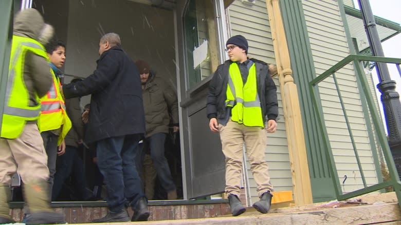 Dear Prime Minister: Muslim boy invites Justin Trudeau to visit St. John's mosque