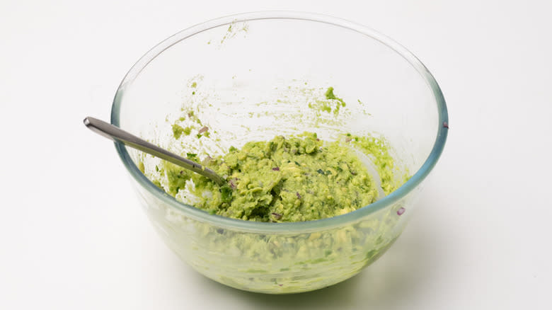 guacamole in a bowl