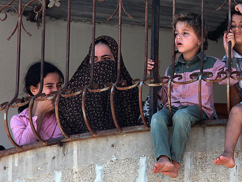 Sie sind immer die Opfer: Angehörige eines getöteten Palästinensers trauern. Foto: Mohammed Saber