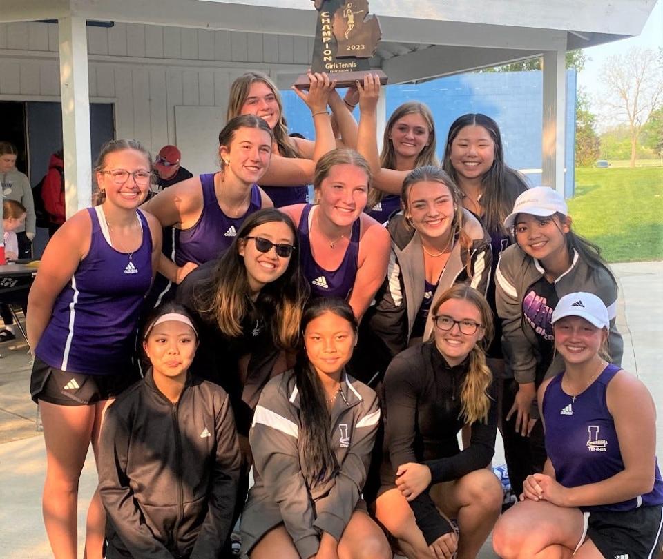 Lakeview qualified for the Michigan High School Athletic Association State Tennis Finals by winning its Division 2 regional at Mason on Thursday.