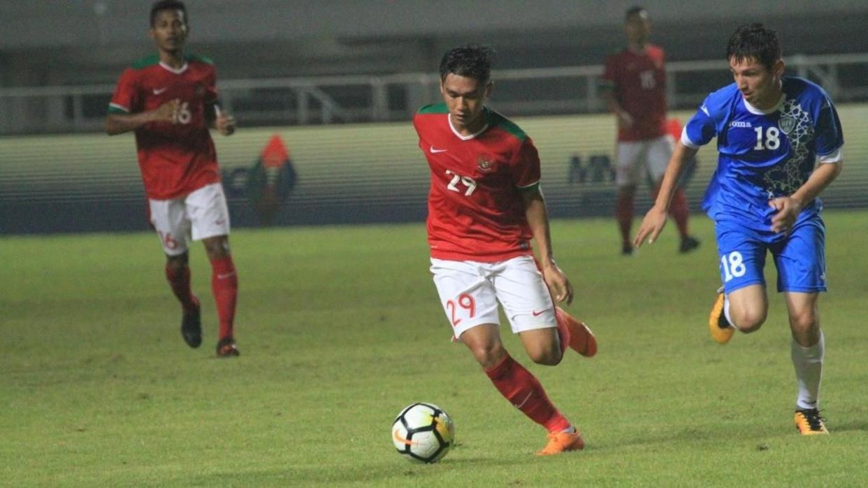 El campeonato de fútbol de Primera División de Indonesia ha sido suspendido por la autoridades respectivas tras la muerte de un aficionado, el domingo pasado, antes del partido entre el Persib Bundang y el Persija Yakarta. / Foto: NewsBytes