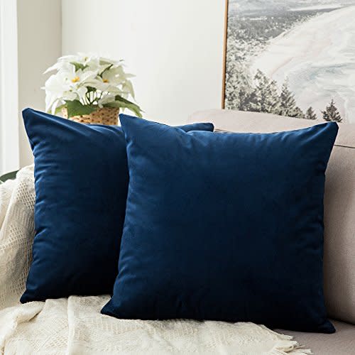 8) MIULEE Velvet Square Throw Pillow Covers (Set of Two)