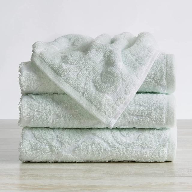 Great Bay Home 100% Cotton Jacquard Bathroom Towels. Absorbent