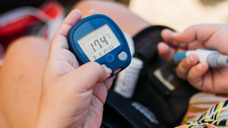 Blood sugar monitor