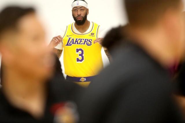 Starting Five: Los Angeles Lakers must play Anthony Davis at center to  unlock their full potential, NBA News