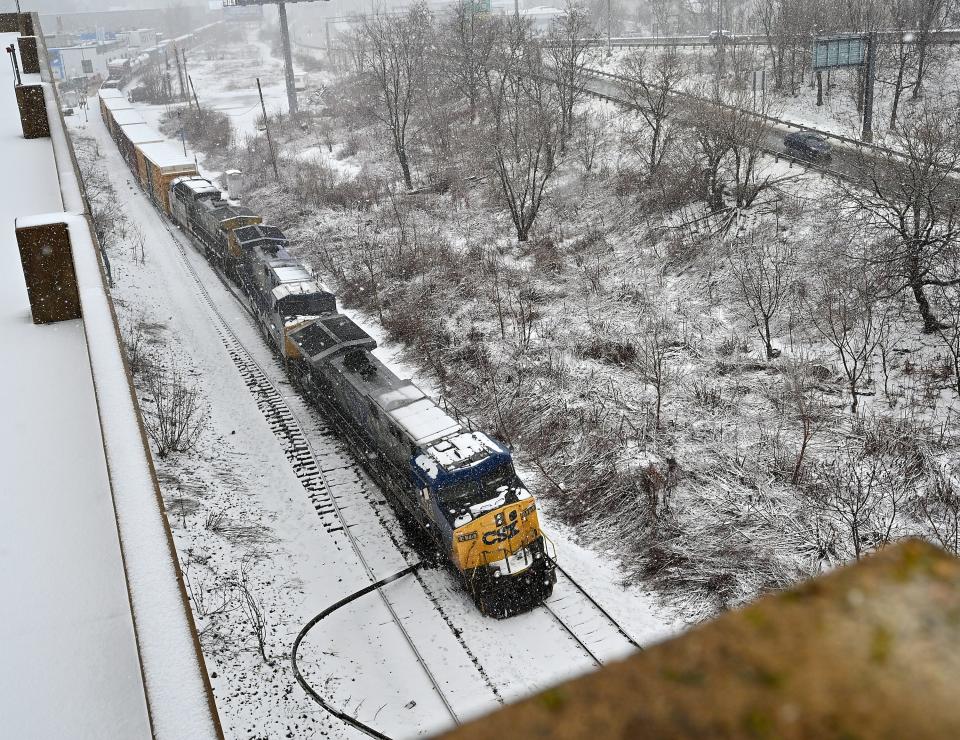 In Worcester, a CSX freight train derailed on tracks behind the Gateway Park garage on Prescott Street.