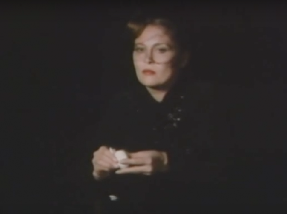 One of Ishioka's most famous ads for Parco shows actress Faye Dunaway peeling and eating a hardboiled egg (YouTube)