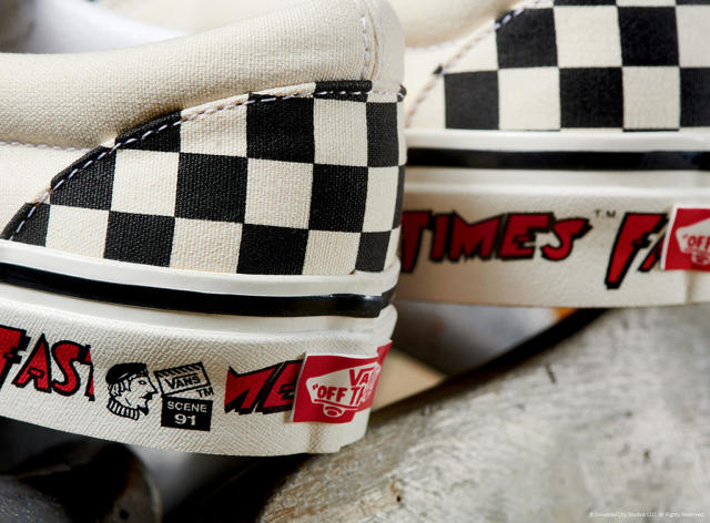 Vans playing discount card shoes