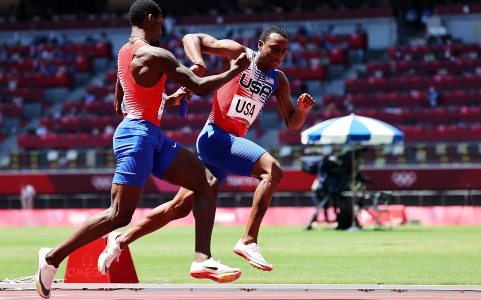 Kerley just about manages to pass the baton to his team-mate, but in less than textbook fashion - SHUTTERSTOCK