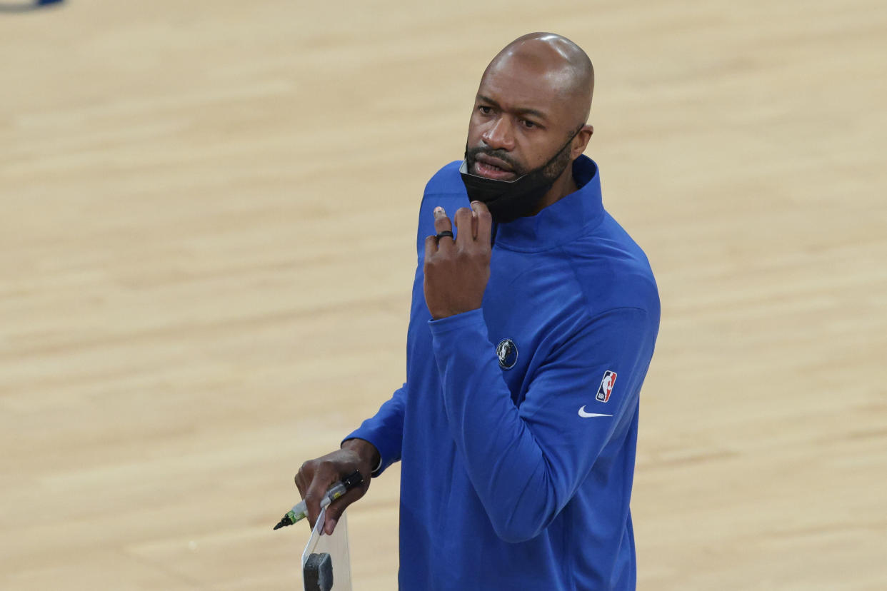 Dallas Mavericks assistant coach Jamahl Mosley. (Vincent Carchietta/USA TODAY Sports)