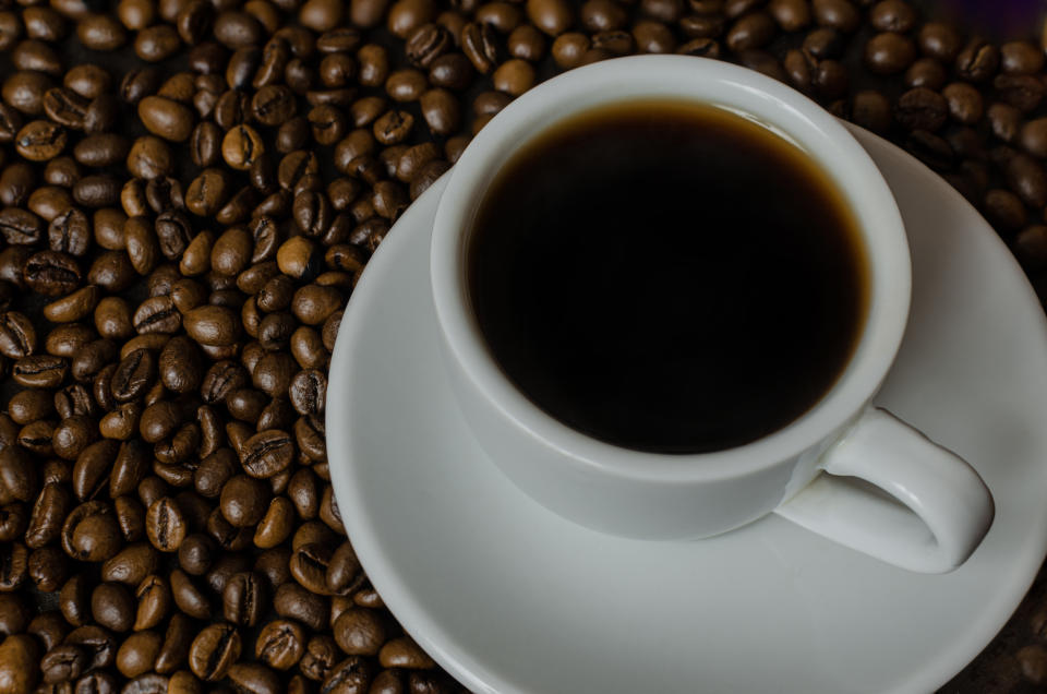 Kaffee kann mittels verschiedener Verfahren das Koffein entzogen werden. (Bild: Getty Images)