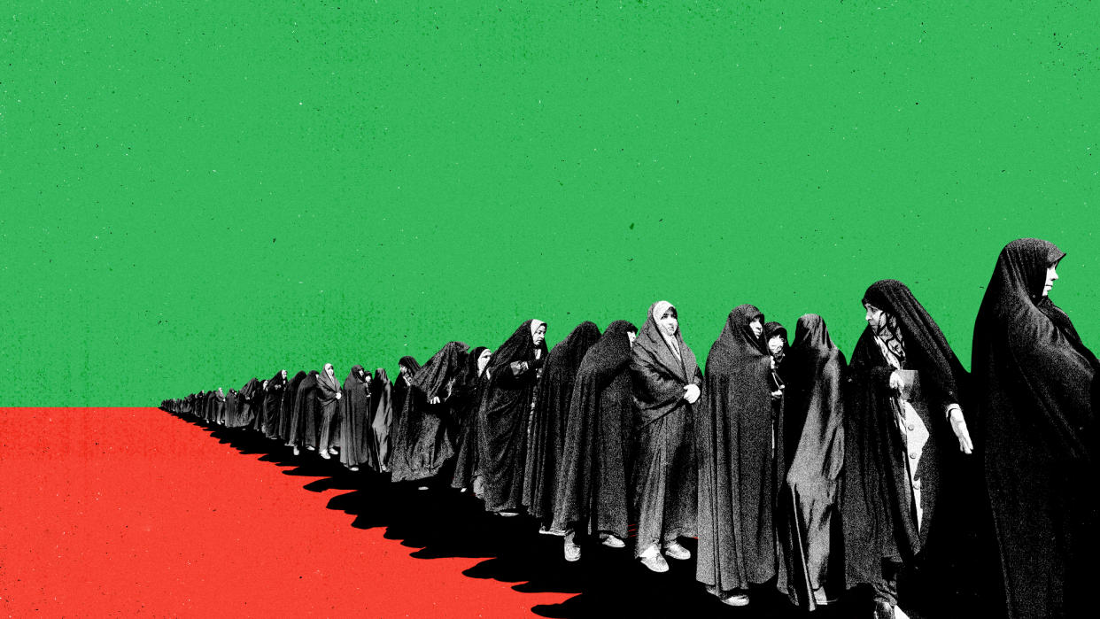  Photo composite of Iranian women standing in line to vote. 