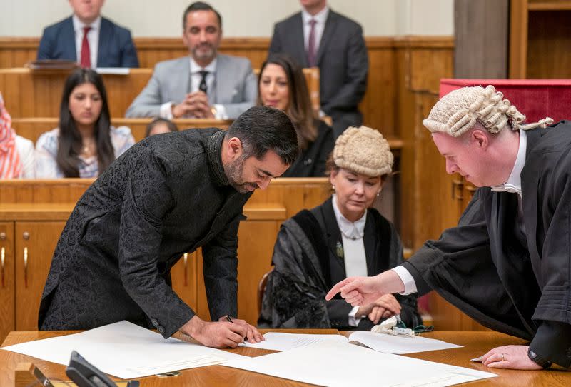 Scottish First Minister sworn in