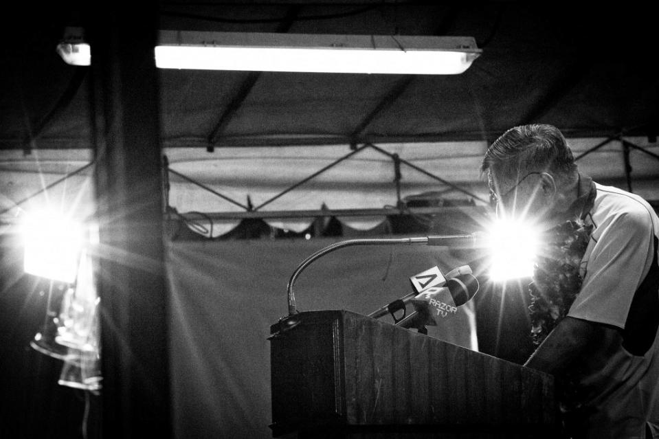 Chiam See Tong speaks for the last time at Potong Pasir, before heading out to challenge Wong Kan Seng in Bishan-Toa Payoh GRC. The residents of Potong Pasir threw him a grand farewell, accompanying Mr Chiam by marching him from the open field to the town council office.  General Elections 2011. Singapore People's Party Rally. 2011/05/04. Image Credit: Edwin Koo