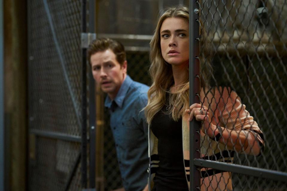 MANIFEST SEASON 04. (L to R) Josh Dallas as Ben Stone and Melissa Roxburgh as Michaela Stone in Manifest Season 04. Cr. Peter Kramer/Netflix © 2022