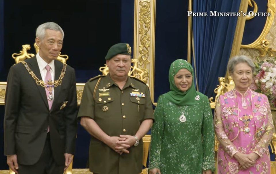 Prime Minister Lee Hsien Loong, Johor Sultan Ibrahim Ibni Almarhum Sultan Iskandar and his wife Raja Zarith Sofiah, and Lee’s wife Ho Ching during the Lees’ visit to Johor on 6 May 2022 to receive the state’s top awards. (SCREESHOT: Prime Minister’s Office/YouTube)