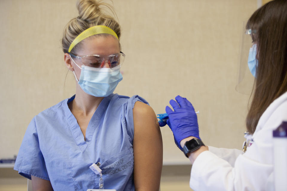 A nurse at Maine Medical Center receiving a vaccination earlier this year. Nurses at the facility voted decisively to unionize. (Photo: Portland Press Herald via Getty Images)