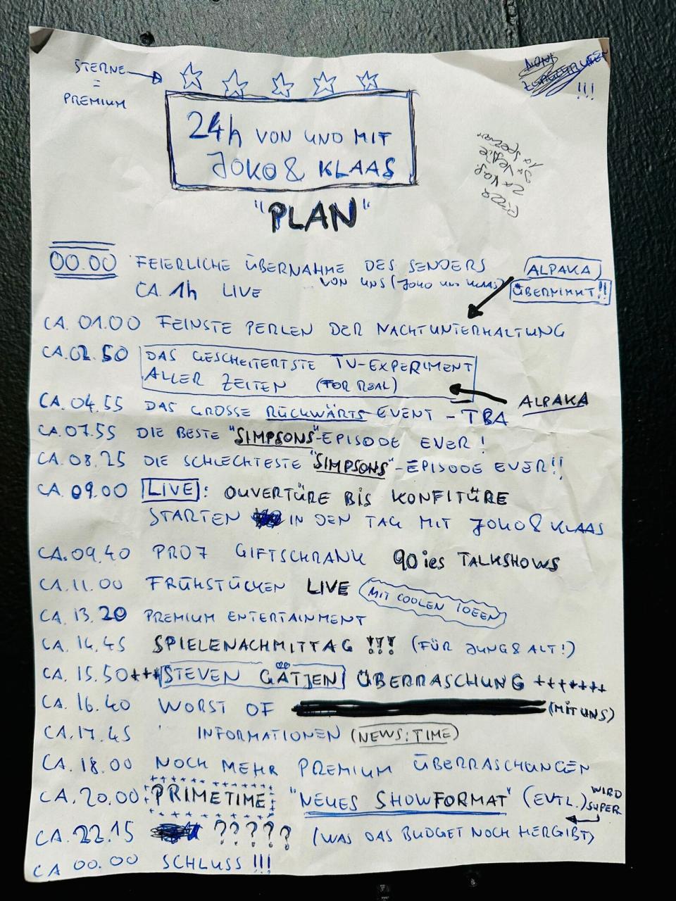 Der "Plan" von Joko und Klaas liegt vor: Das ProSieben-Programm am Sonntag scheint außergewöhnlich zu werden. (Bild: ProSieben)