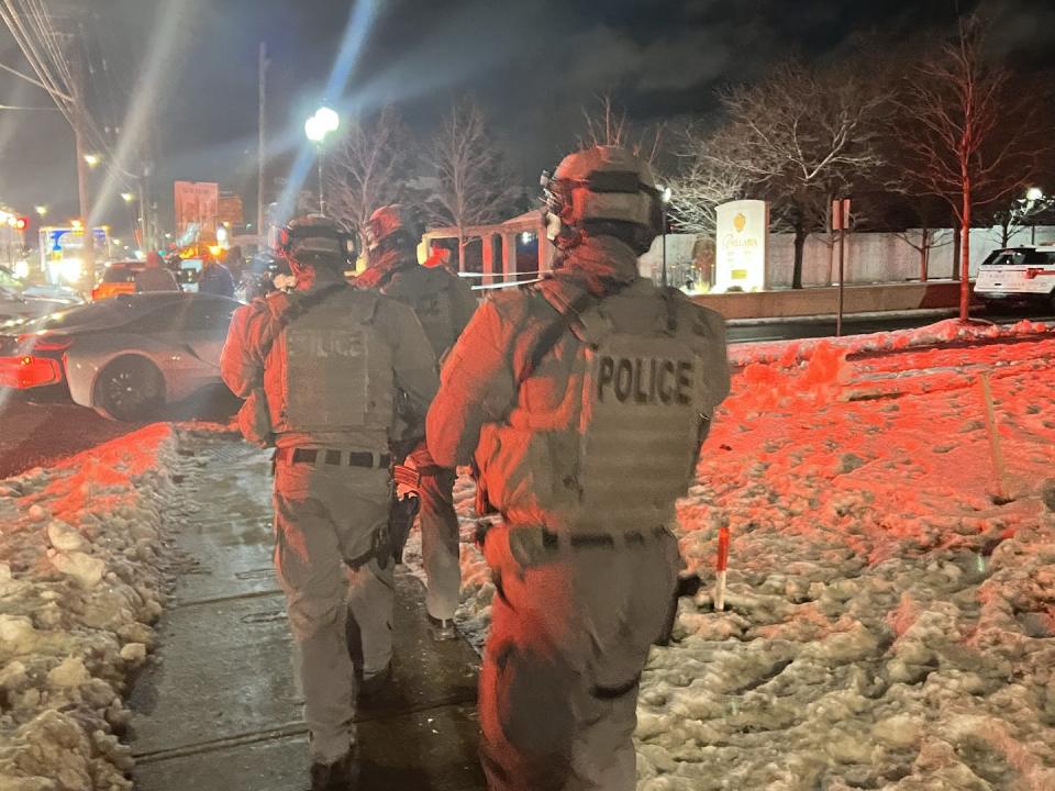 York Regional Police respond to a mass shooting in Vaughan, Ont. on Dec. 18. (J. Rozdilsky), Author provided