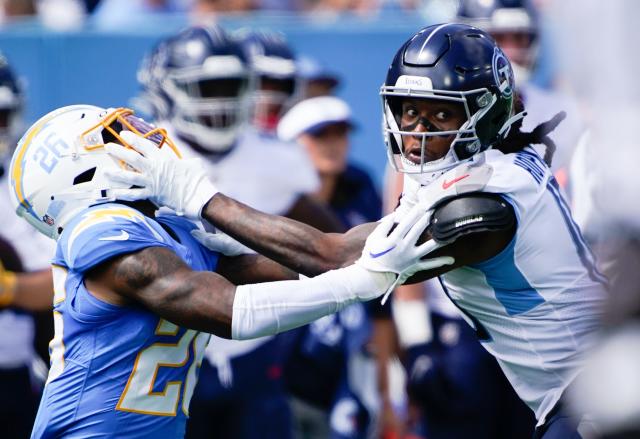 Titans WR DeAndre Hopkins explains how his injured ankle feels ahead of  Browns game