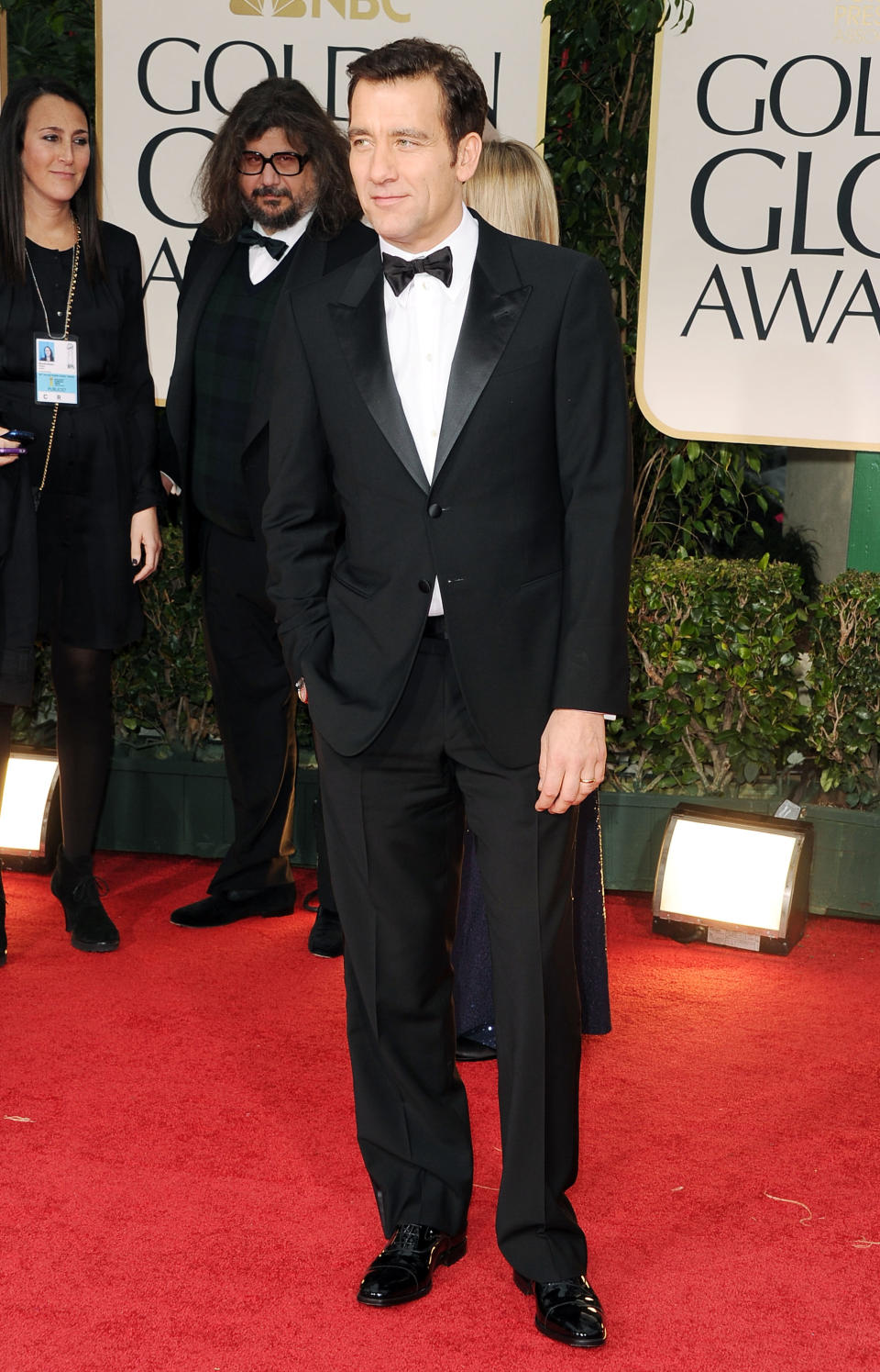 BEVERLY HILLS, CA - JANUARY 15: Actor Clive Owen arrives at the 69th Annual Golden Globe Awards held at the Beverly Hilton Hotel on January 15, 2012 in Beverly Hills, California. (Photo by Jason Merritt/Getty Images)