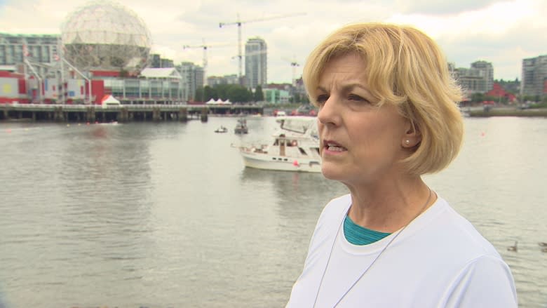 Vancouver dragon boaters concerned about safety after 'reckless' charter encounter