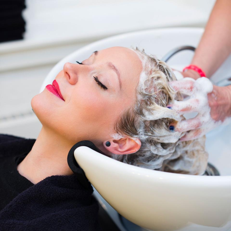 woman-getting-her-hair-washed-700