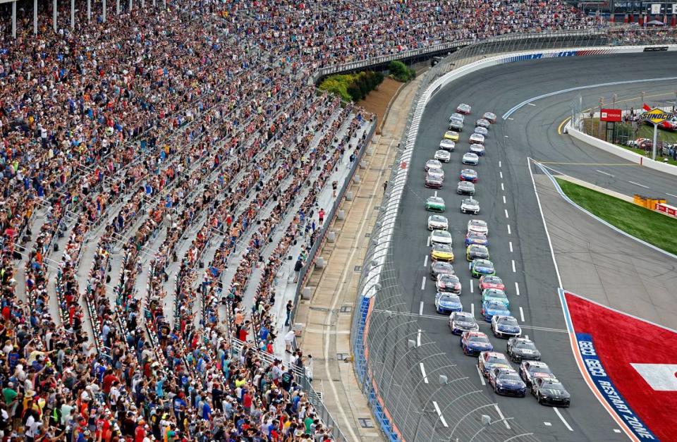The field in the Coca-Cola 600 head down the front stretch of Charlotte Motor Speedway in Concord, NC on Sunday, May 26, 2024.
