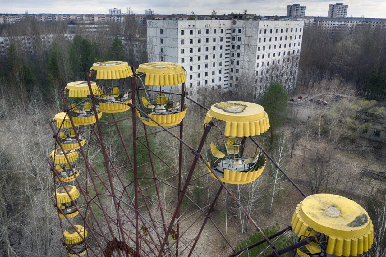 An abandoned Ferris wheel.