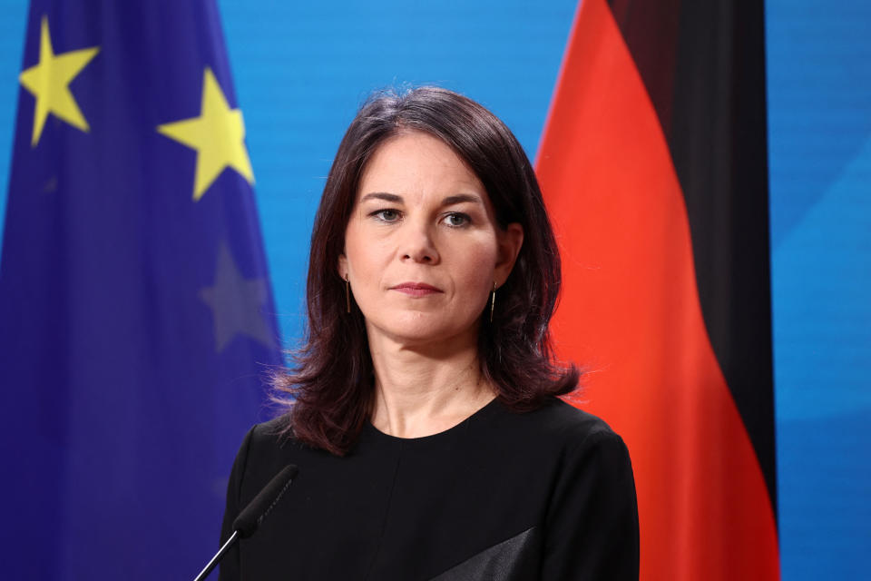 Annalena Baerbock hat eine kurzfristige Absage aus Ungarn bekommen (Bild: Reuters)