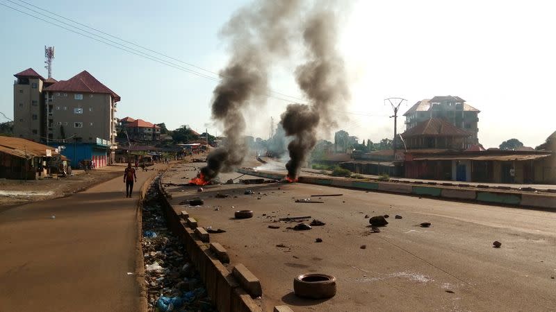 Deadly clashes as Guinea awaits result of presidential election