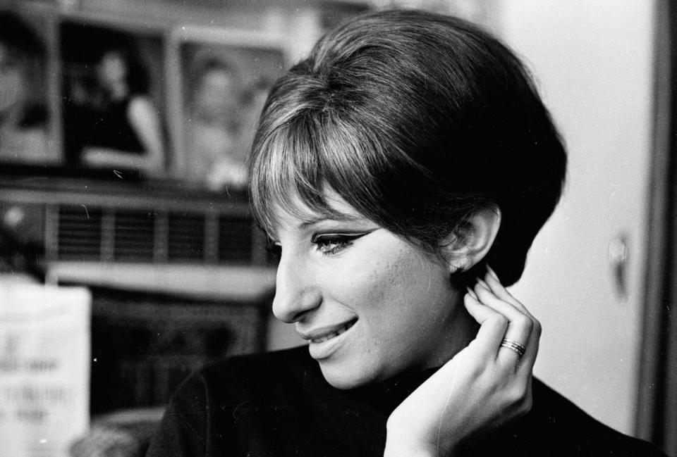 Fotografía de Barbra Streisand en 1965 (Getty Images)