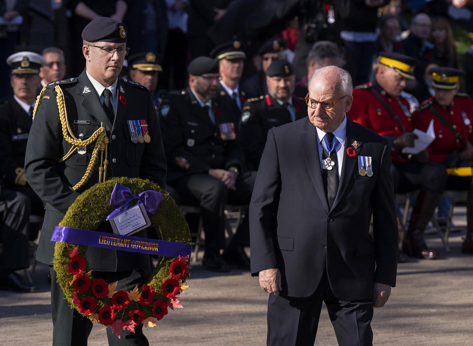 Pictures Remembrance Day 2022 ceremonies across Canada