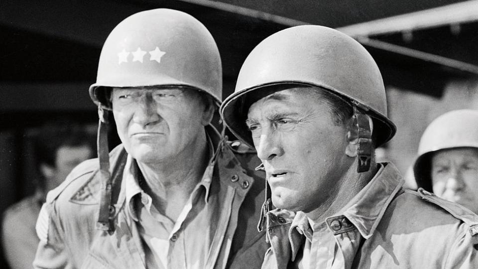 John Wayne y Kirk Douglas