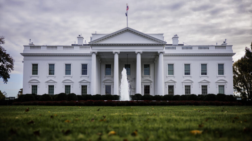 The White House is seen on November 14, 2021 in Washington, DC. (Photo by Samuel Corum/Getty Images)