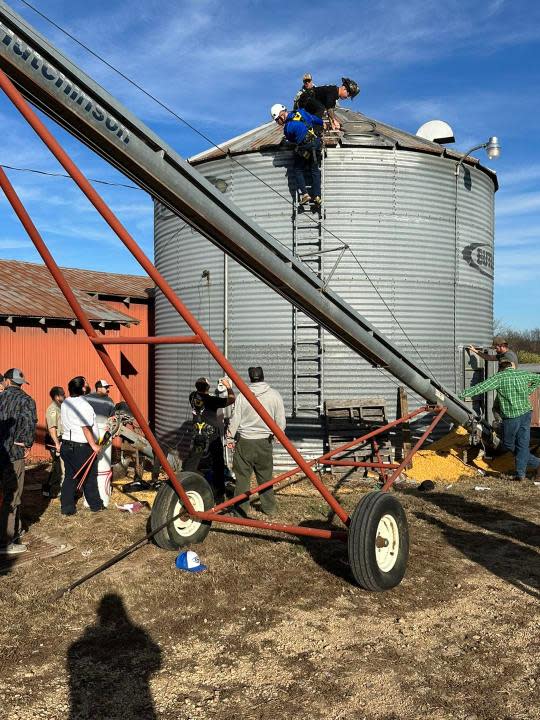 Lawrence County grain rescue