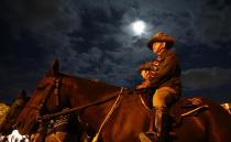 Australians commemorate Anzac Day