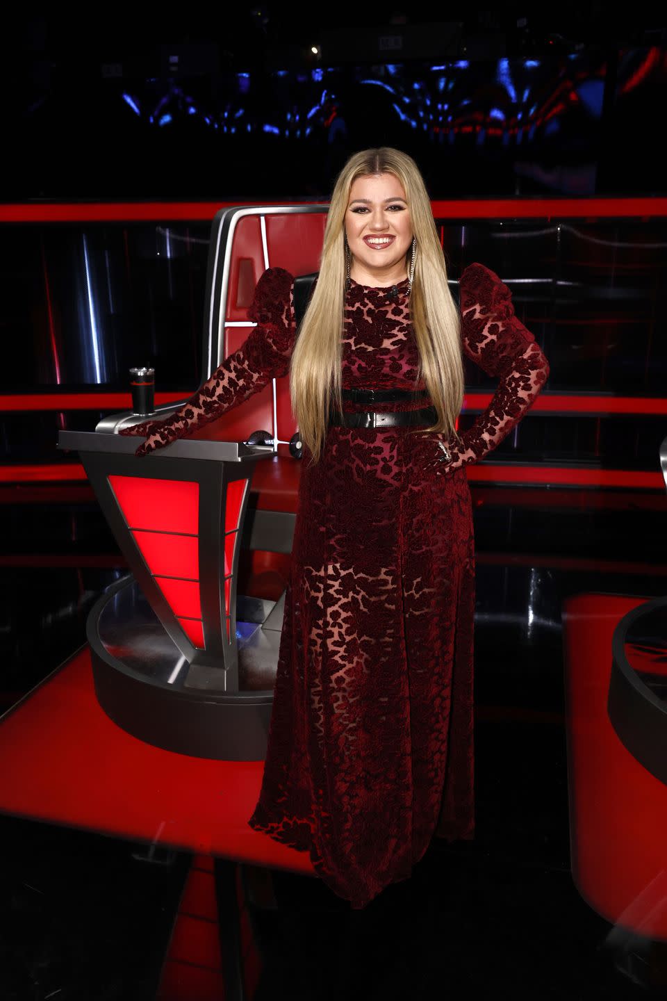 the voice 2023 finale kelly clarkson see through dress